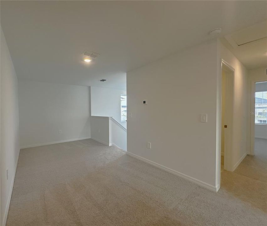 For Rent: $2,595 (4 beds, 2 baths, 1875 Square Feet)