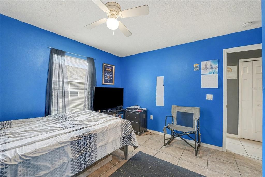 待售: $355,000 (4 贝兹, 2 浴室, 1772 平方英尺)