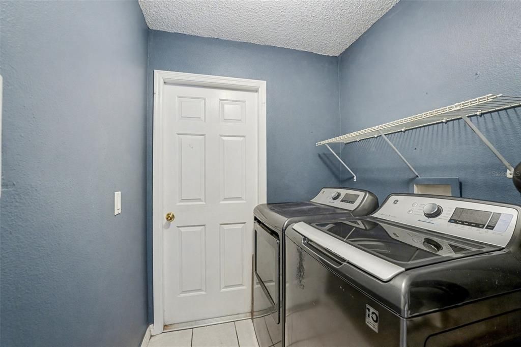 待售: $355,000 (4 贝兹, 2 浴室, 1772 平方英尺)