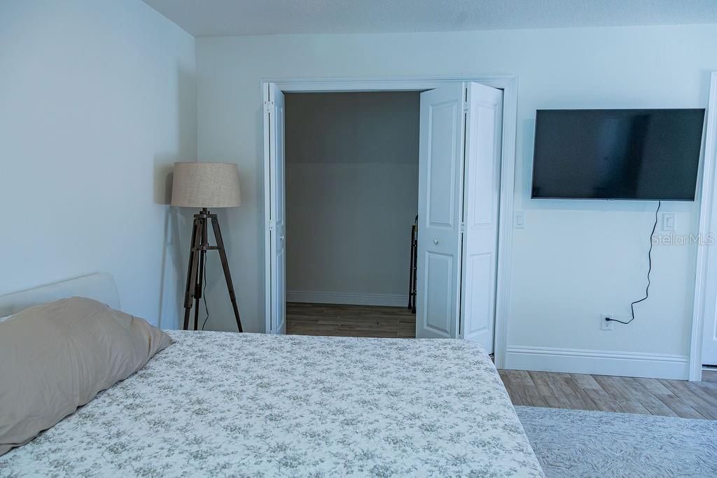 En Venta: $530,000 (4 camas, 3 baños, 2671 Pies cuadrados)