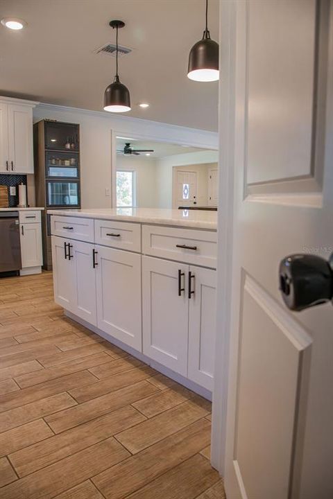 En Venta: $530,000 (4 camas, 3 baños, 2671 Pies cuadrados)