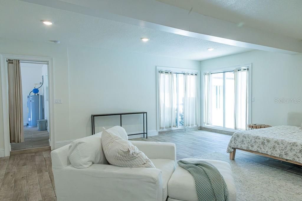 En Venta: $530,000 (4 camas, 3 baños, 2671 Pies cuadrados)