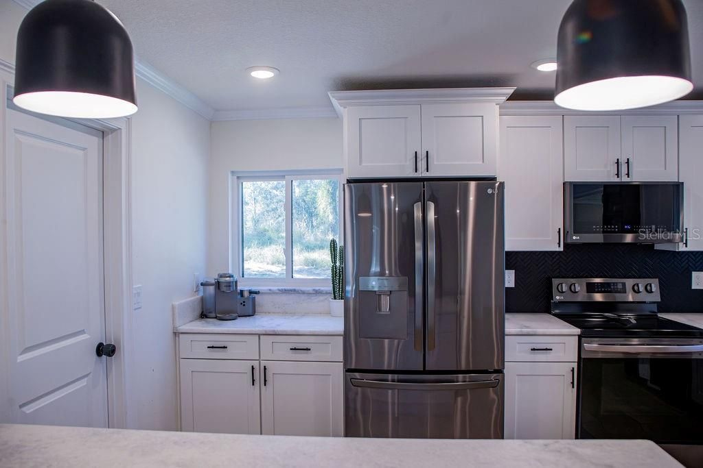 En Venta: $530,000 (4 camas, 3 baños, 2671 Pies cuadrados)