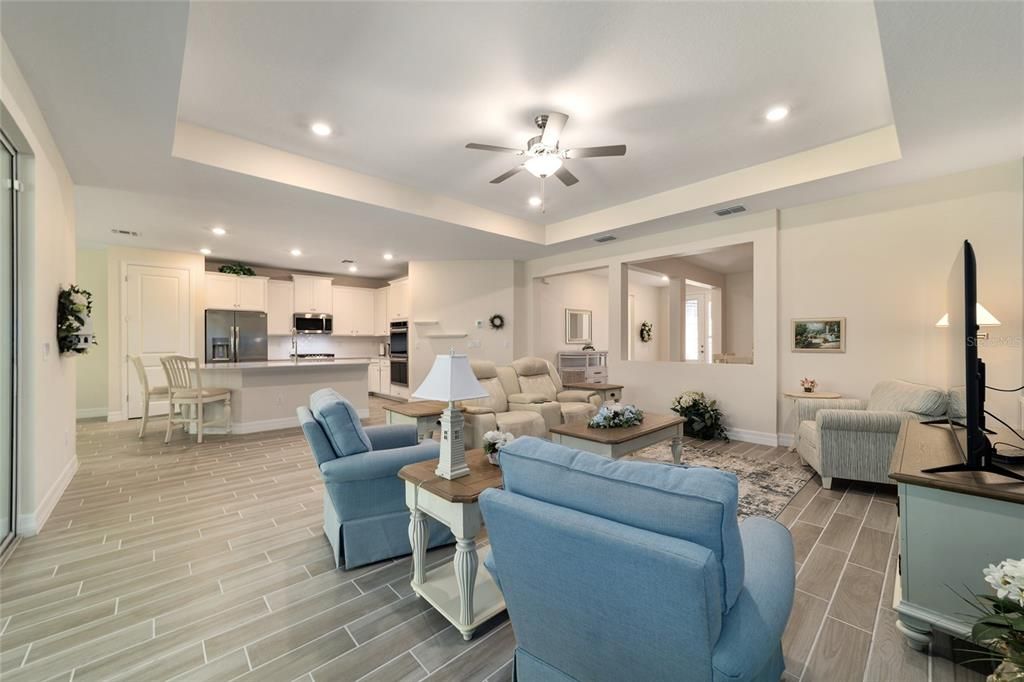 На продажу: $508,750 (4 спален, 2 ванн, 2292 Квадратных фут)