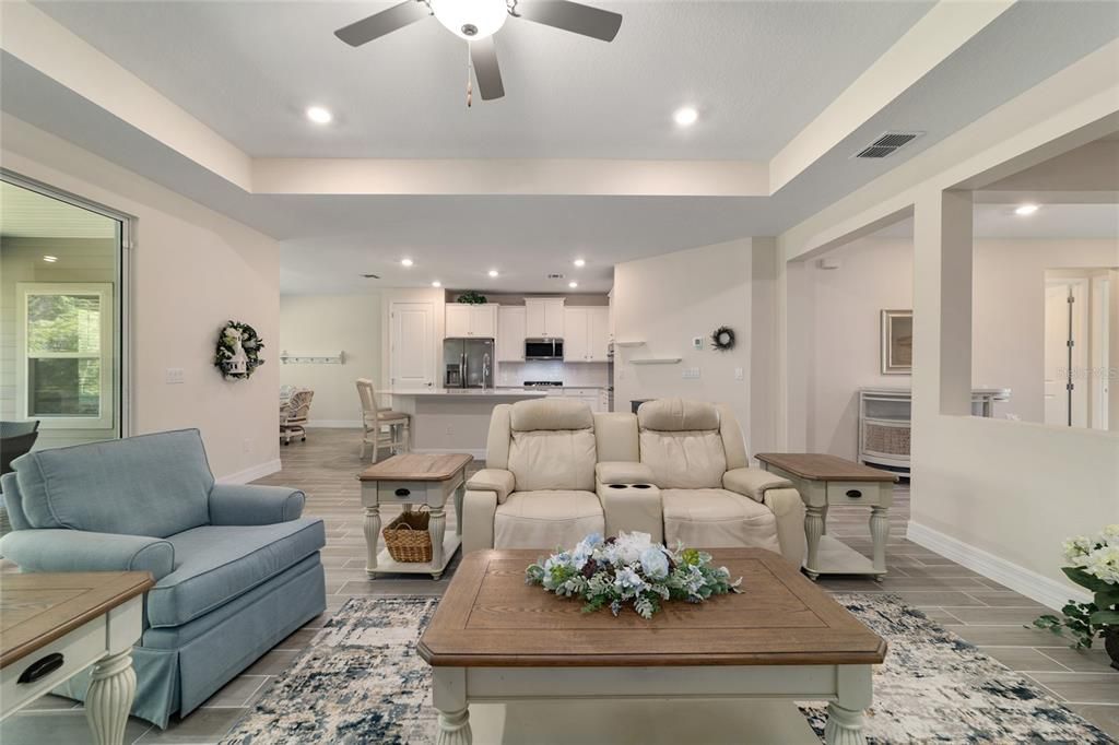 На продажу: $508,750 (4 спален, 2 ванн, 2292 Квадратных фут)