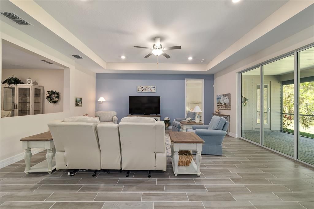 На продажу: $508,750 (4 спален, 2 ванн, 2292 Квадратных фут)