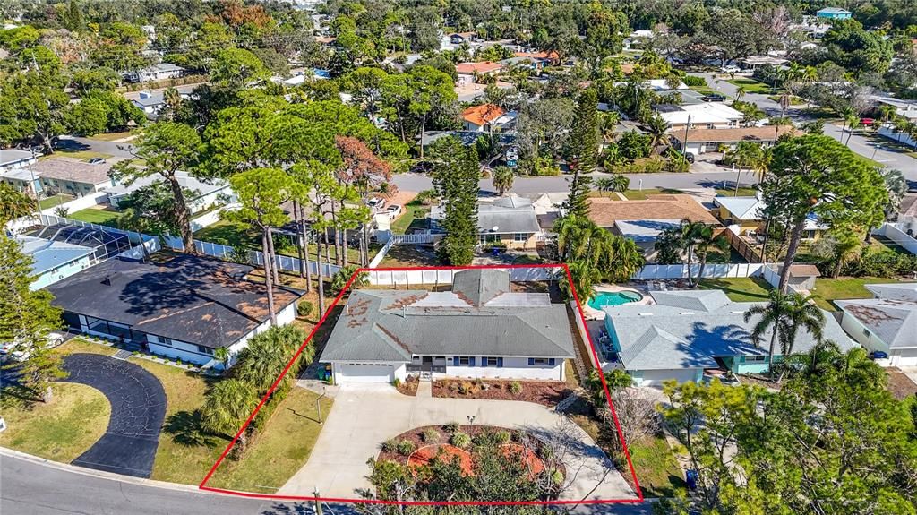 For Sale: $350,000 (4 beds, 2 baths, 2136 Square Feet)