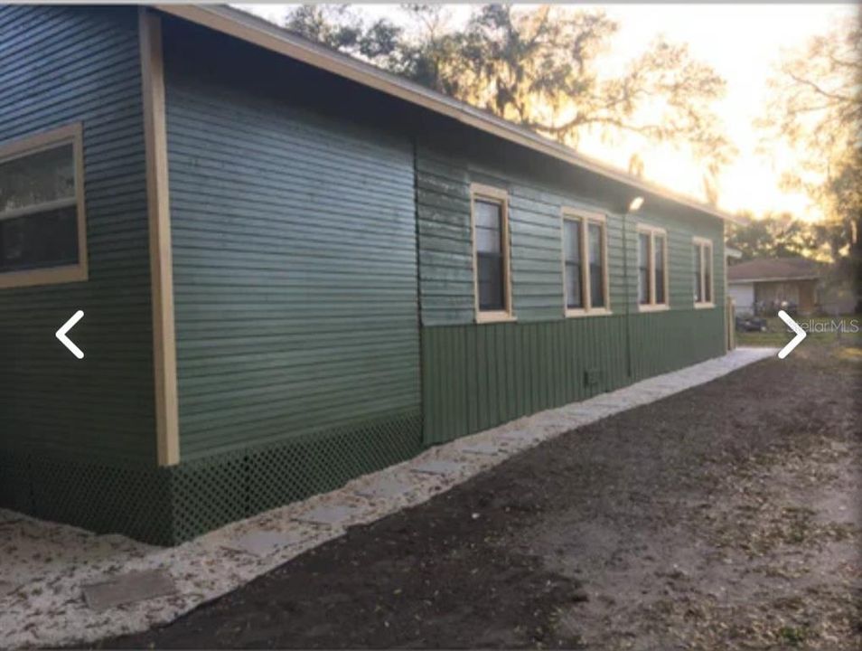 В аренду: $1,295 (2 спален, 1 ванн, 1456 Квадратных фут)