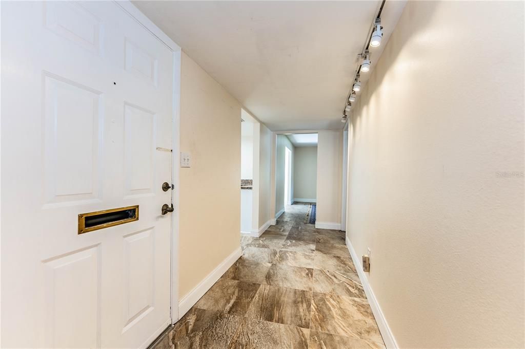 待售: $149,900 (2 贝兹, 2 浴室, 1192 平方英尺)