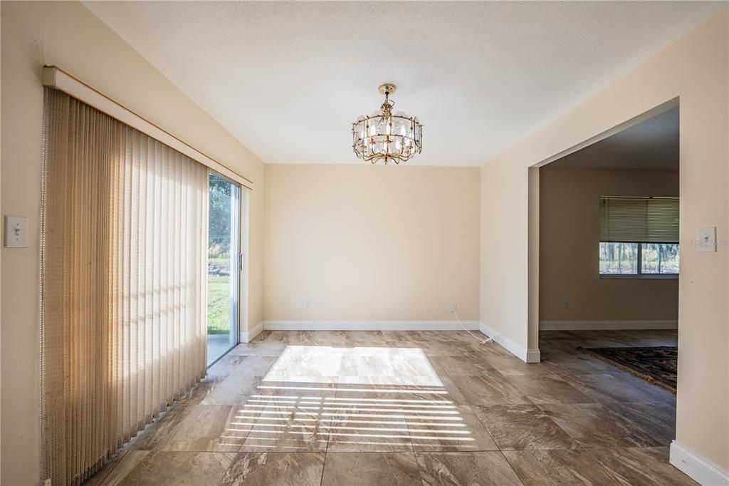 待售: $149,900 (2 贝兹, 2 浴室, 1192 平方英尺)