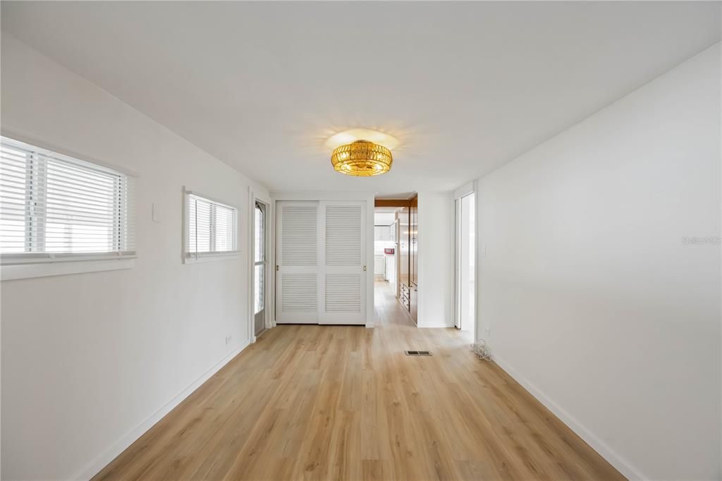 For Rent: $1,700 (2 beds, 2 baths, 834 Square Feet)