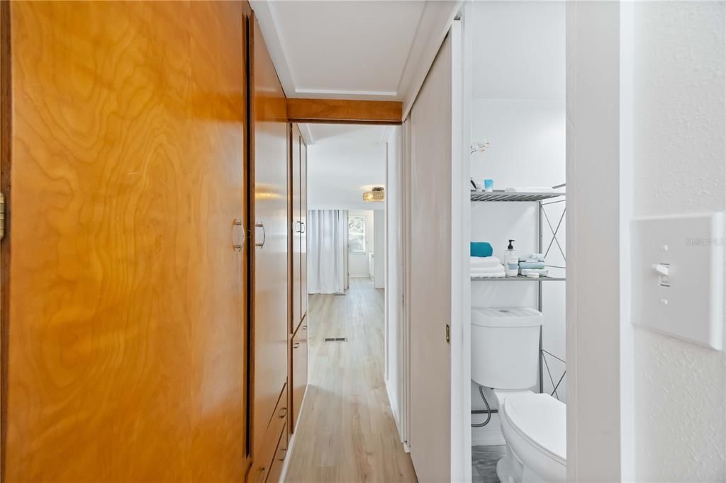 For Rent: $1,700 (2 beds, 2 baths, 834 Square Feet)