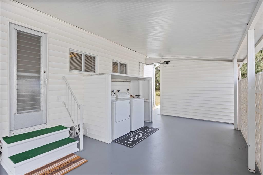 For Rent: $1,700 (2 beds, 2 baths, 834 Square Feet)