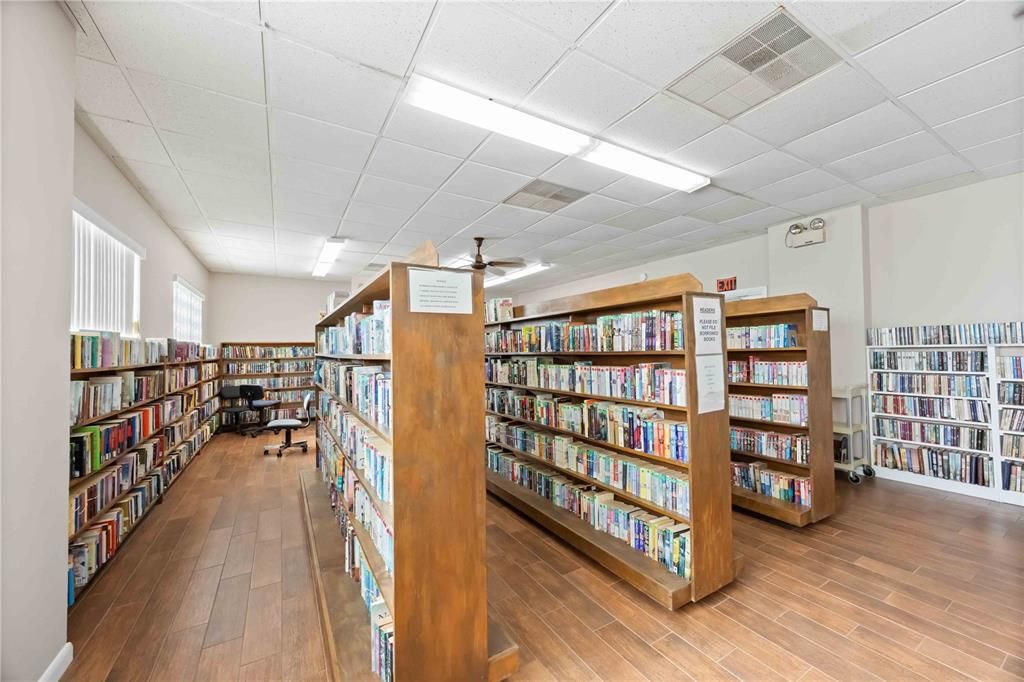 For Rent: $1,700 (2 beds, 2 baths, 834 Square Feet)