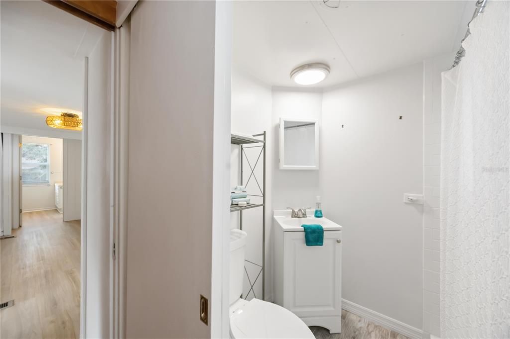 For Rent: $1,700 (2 beds, 2 baths, 834 Square Feet)