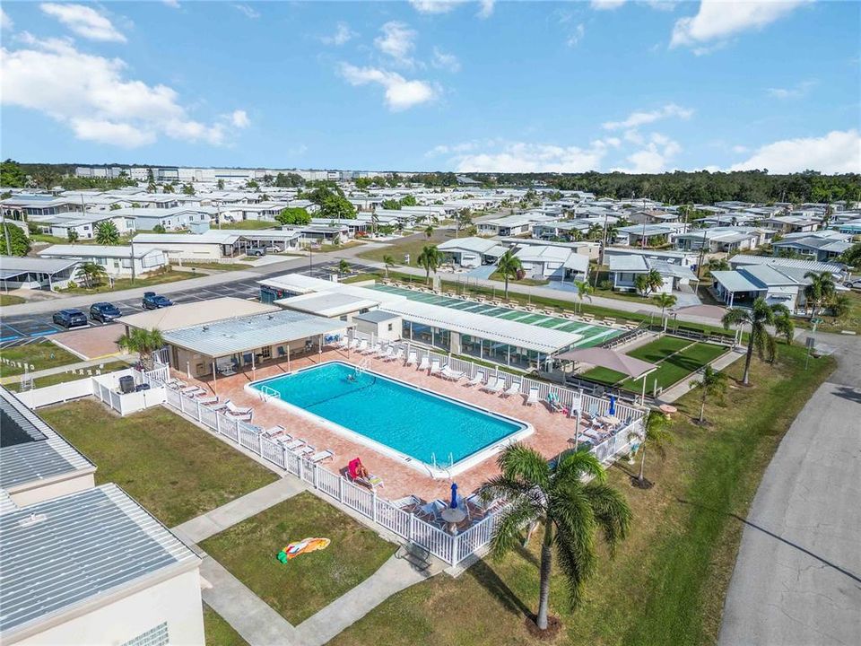 For Rent: $1,700 (2 beds, 2 baths, 834 Square Feet)