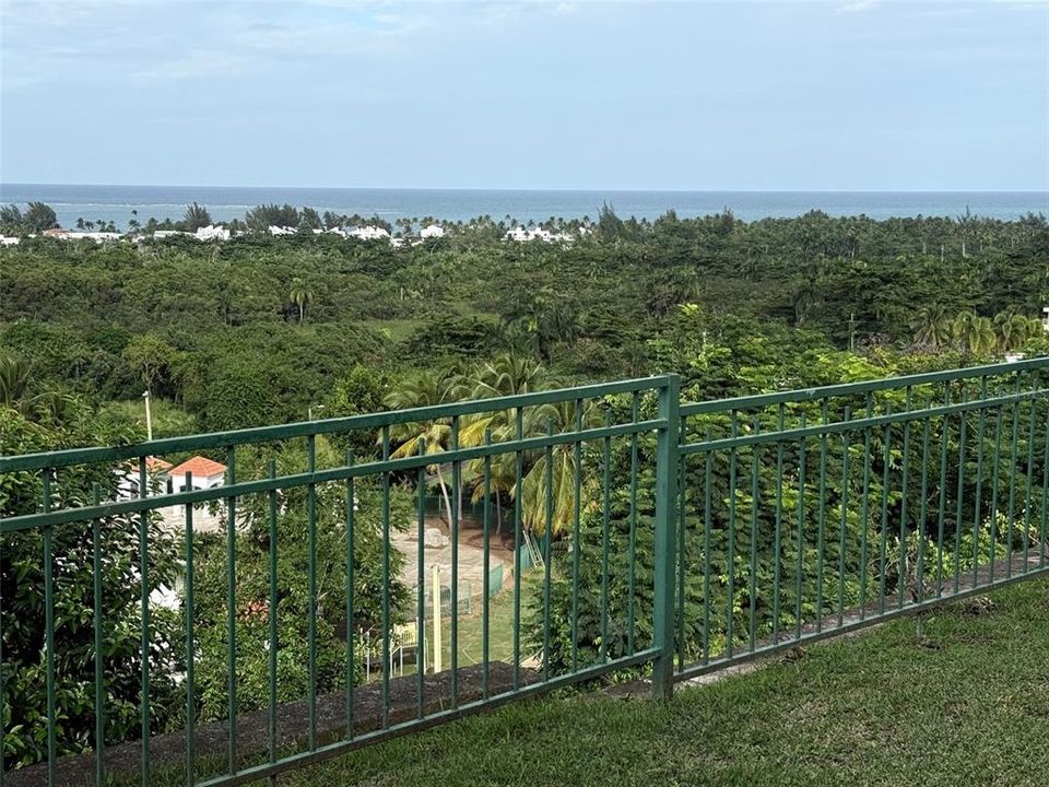 待售: $450,000 (3 贝兹, 2 浴室, 1861 平方英尺)