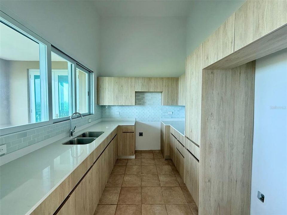 待售: $450,000 (3 贝兹, 2 浴室, 1861 平方英尺)