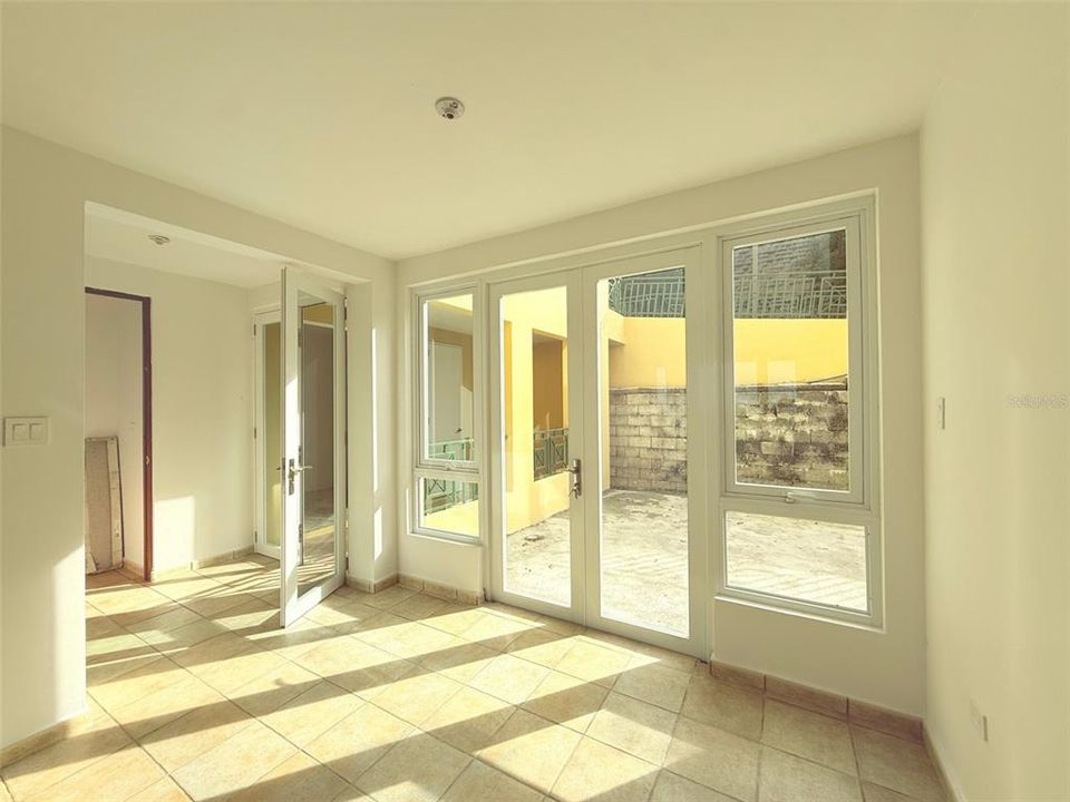 待售: $450,000 (3 贝兹, 2 浴室, 1861 平方英尺)