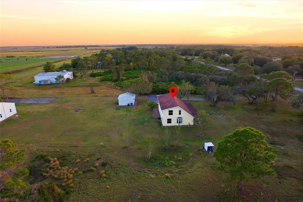 En Venta: $579,900 (4 camas, 3 baños, 4416 Pies cuadrados)