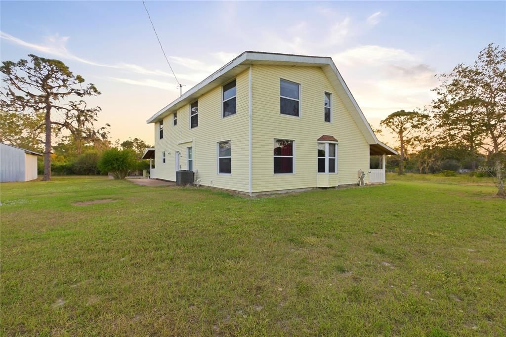 En Venta: $579,900 (4 camas, 3 baños, 4416 Pies cuadrados)