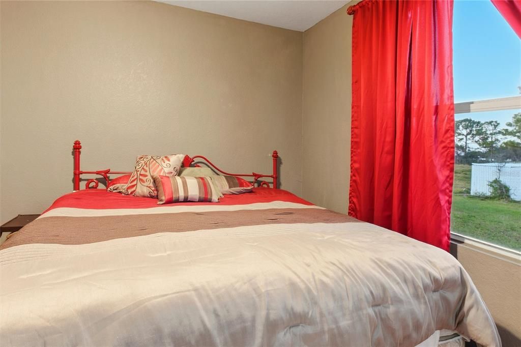 En Venta: $579,900 (4 camas, 3 baños, 4416 Pies cuadrados)