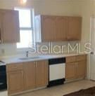 En Venta: $579,900 (4 camas, 3 baños, 4416 Pies cuadrados)