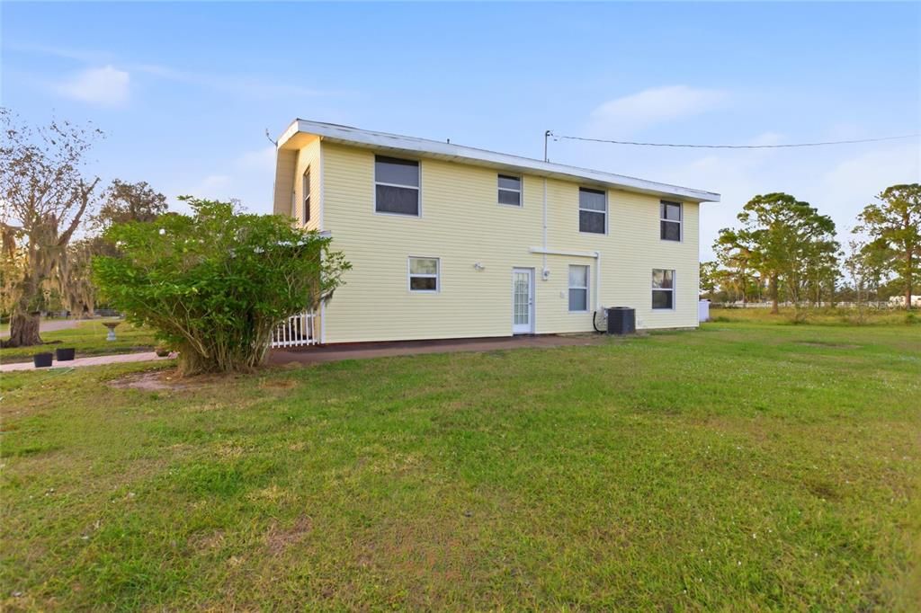 En Venta: $579,900 (4 camas, 3 baños, 4416 Pies cuadrados)