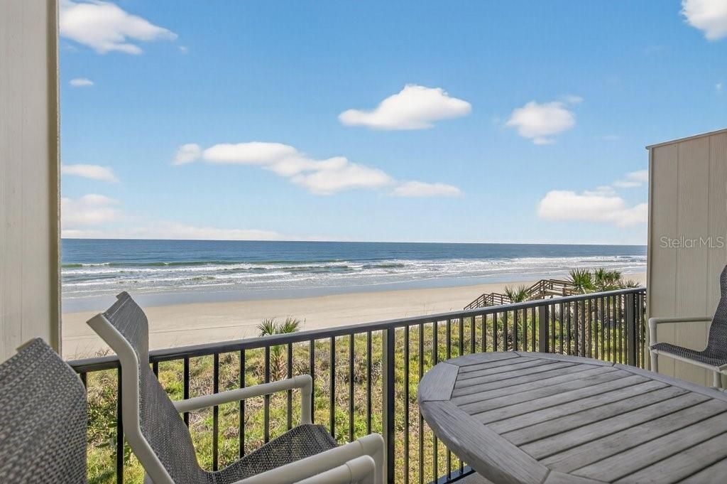 For Sale: $639,000 (2 beds, 2 baths, 1064 Square Feet)