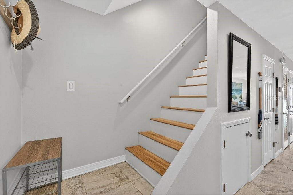 For Sale: $639,000 (2 beds, 2 baths, 1064 Square Feet)