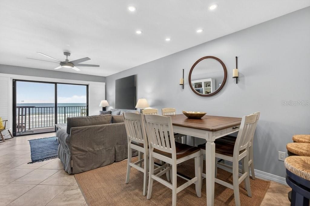 For Sale: $639,000 (2 beds, 2 baths, 1064 Square Feet)