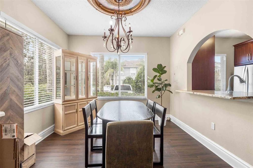 For Sale: $225,000 (3 beds, 2 baths, 1364 Square Feet)