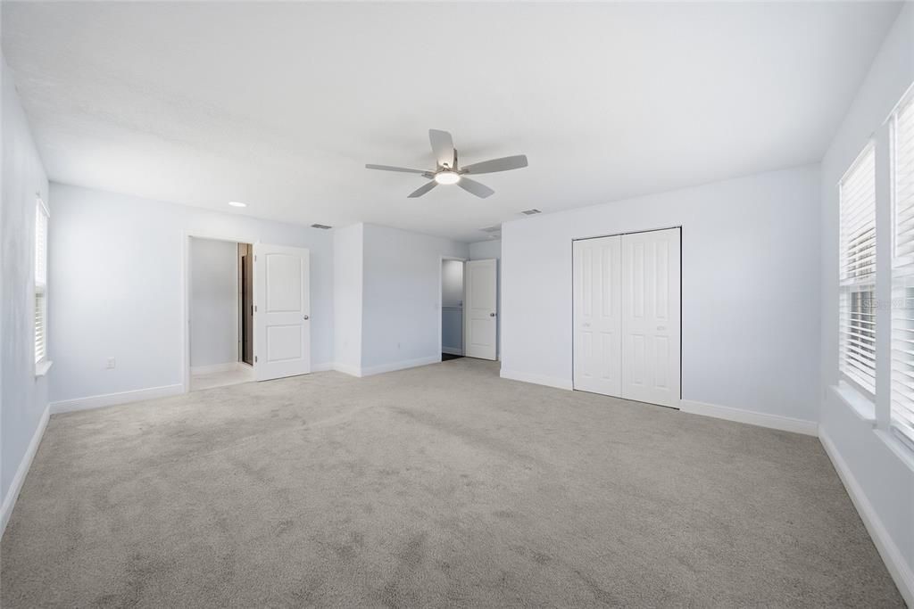 На продажу: $610,000 (4 спален, 4 ванн, 2572 Квадратных фут)