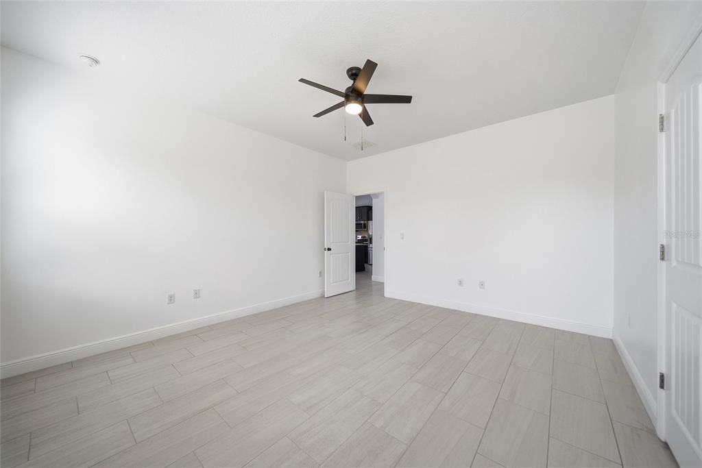 На продажу: $610,000 (4 спален, 4 ванн, 2572 Квадратных фут)