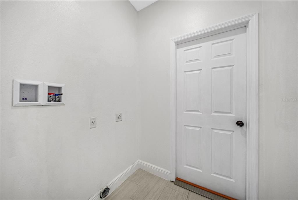 На продажу: $610,000 (4 спален, 4 ванн, 2572 Квадратных фут)