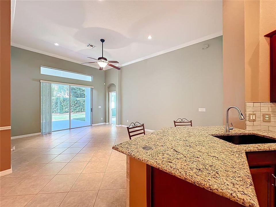 待售: $490,000 (4 贝兹, 3 浴室, 2280 平方英尺)