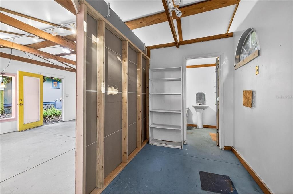 For Sale: $375,000 (0 beds, 0 baths, 1970 Square Feet)