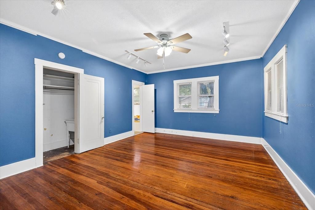 For Sale: $375,000 (0 beds, 0 baths, 1970 Square Feet)