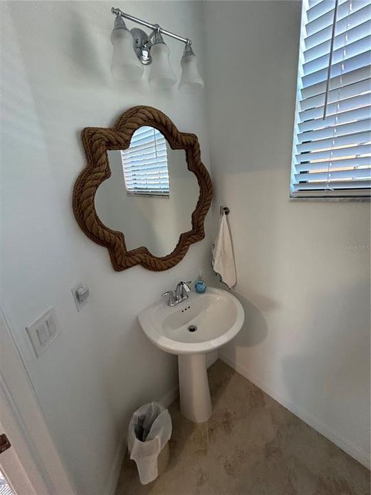 В аренду: $5,200 (3 спален, 2 ванн, 1950 Квадратных фут)