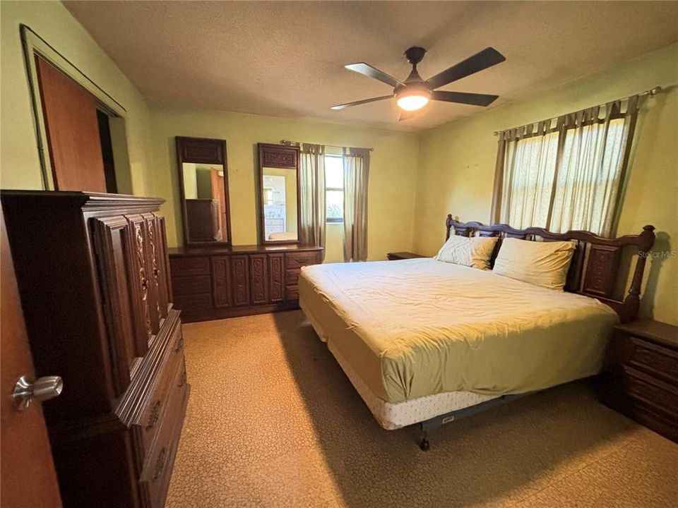 En Venta: $197,500 (3 camas, 2 baños, 1118 Pies cuadrados)