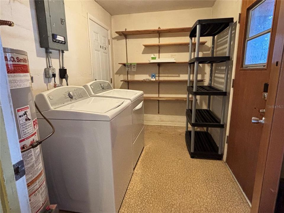 En Venta: $197,500 (3 camas, 2 baños, 1118 Pies cuadrados)