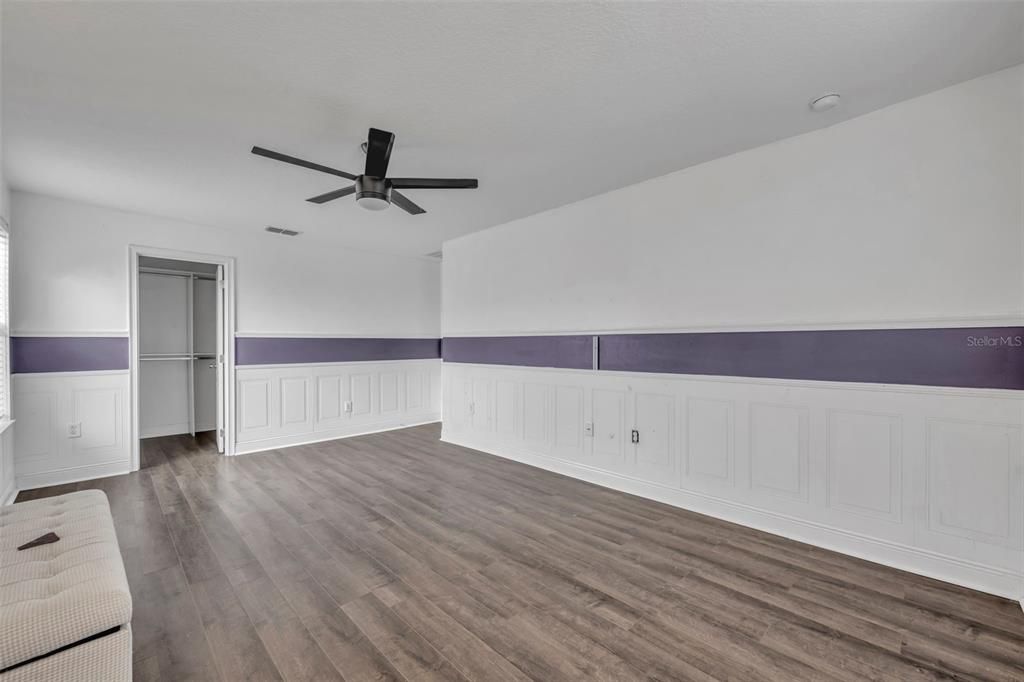 For Sale: $835,000 (5 beds, 3 baths, 3920 Square Feet)