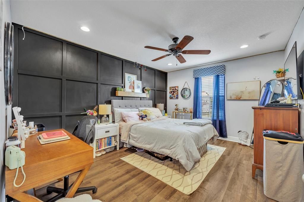 For Sale: $835,000 (5 beds, 3 baths, 3920 Square Feet)