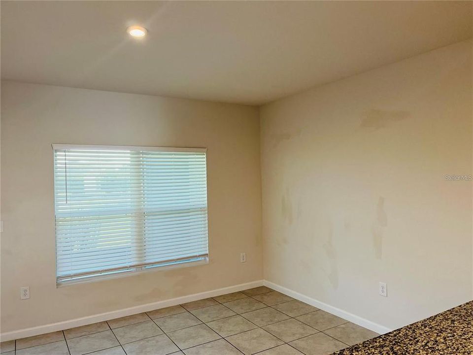 For Rent: $1,850 (3 beds, 2 baths, 1413 Square Feet)