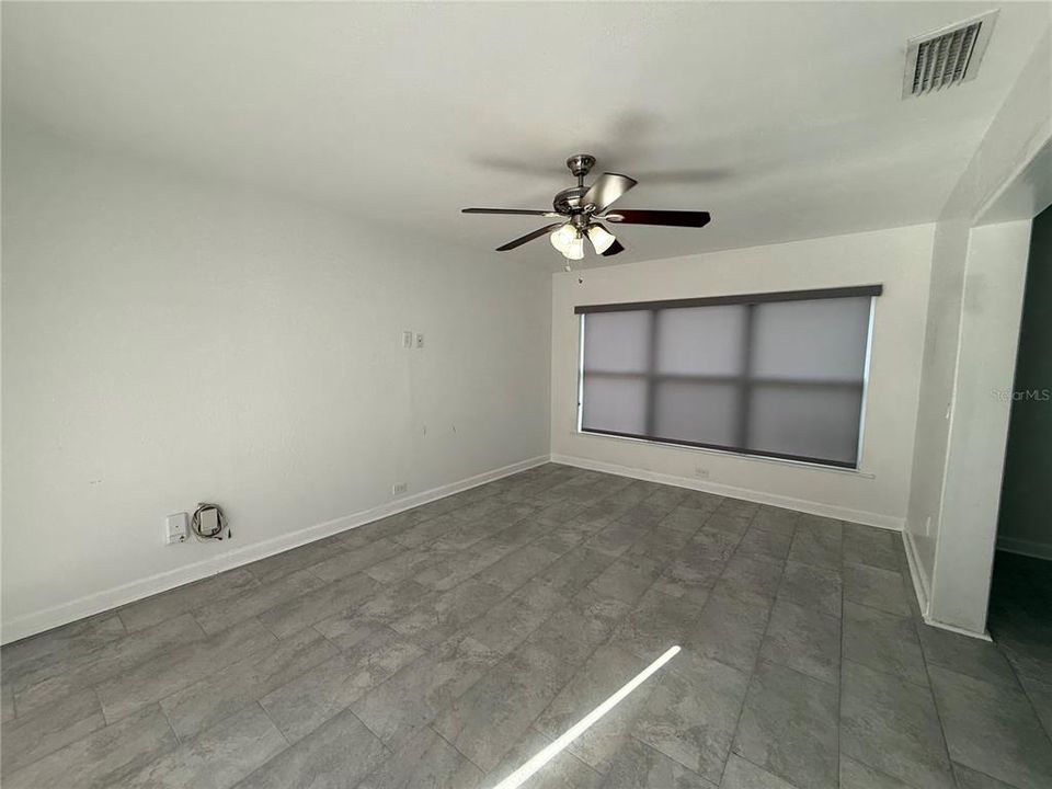 В аренду: $3,195 (3 спален, 2 ванн, 1594 Квадратных фут)