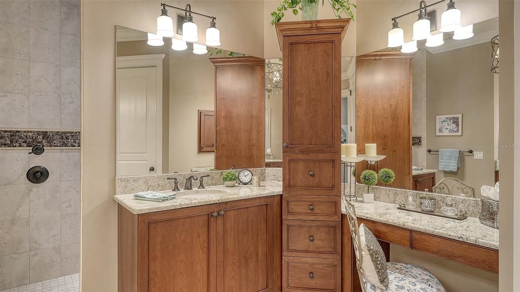 待售: $2,895,000 (3 贝兹, 3 浴室, 2714 平方英尺)