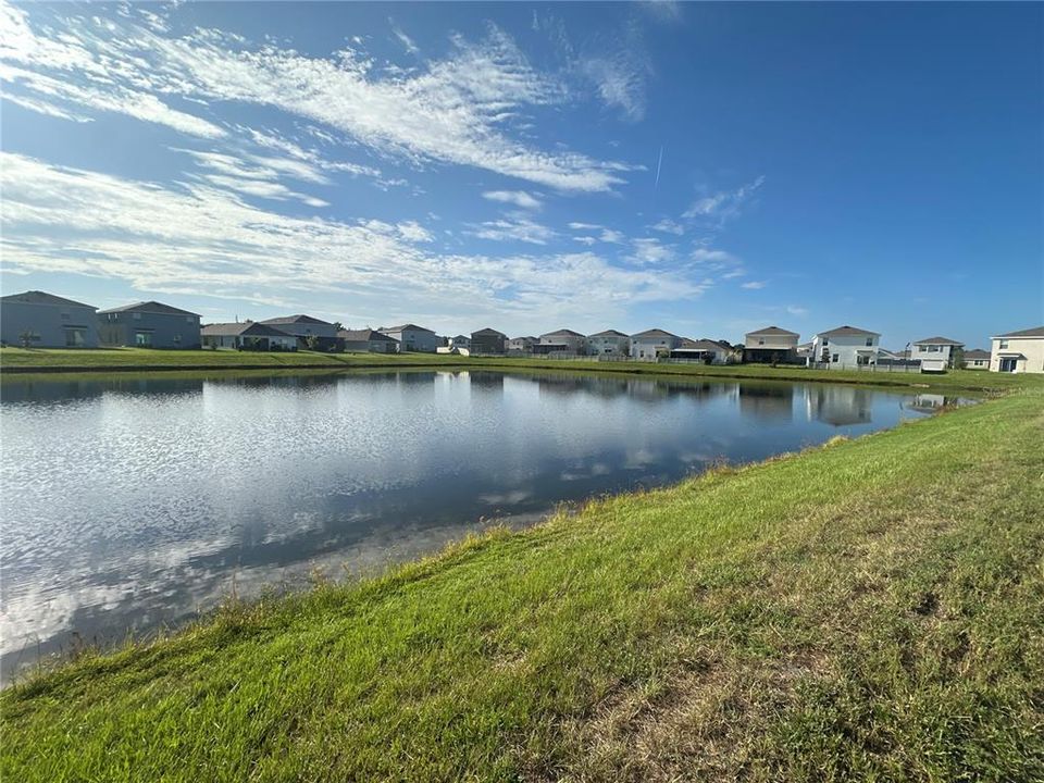 For Rent: $2,575 (5 beds, 3 baths, 2522 Square Feet)