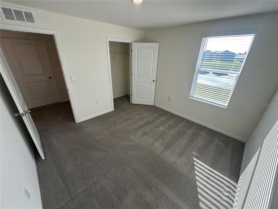 For Rent: $2,575 (5 beds, 3 baths, 2522 Square Feet)