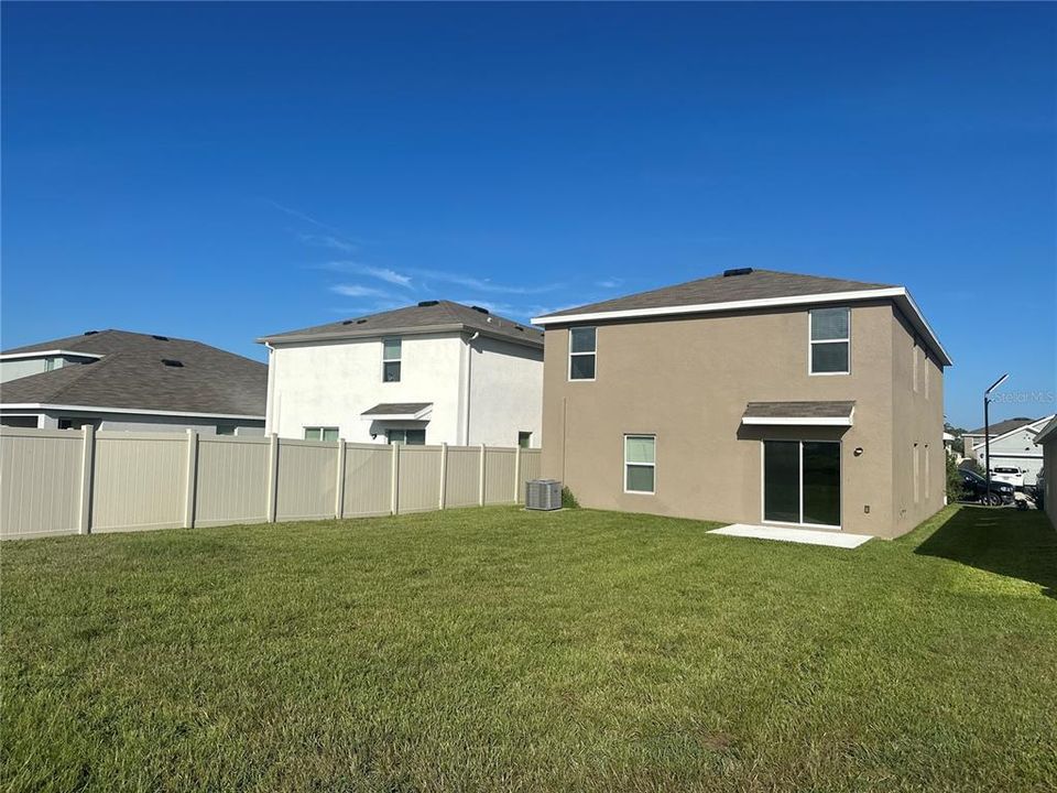 For Rent: $2,575 (5 beds, 3 baths, 2522 Square Feet)