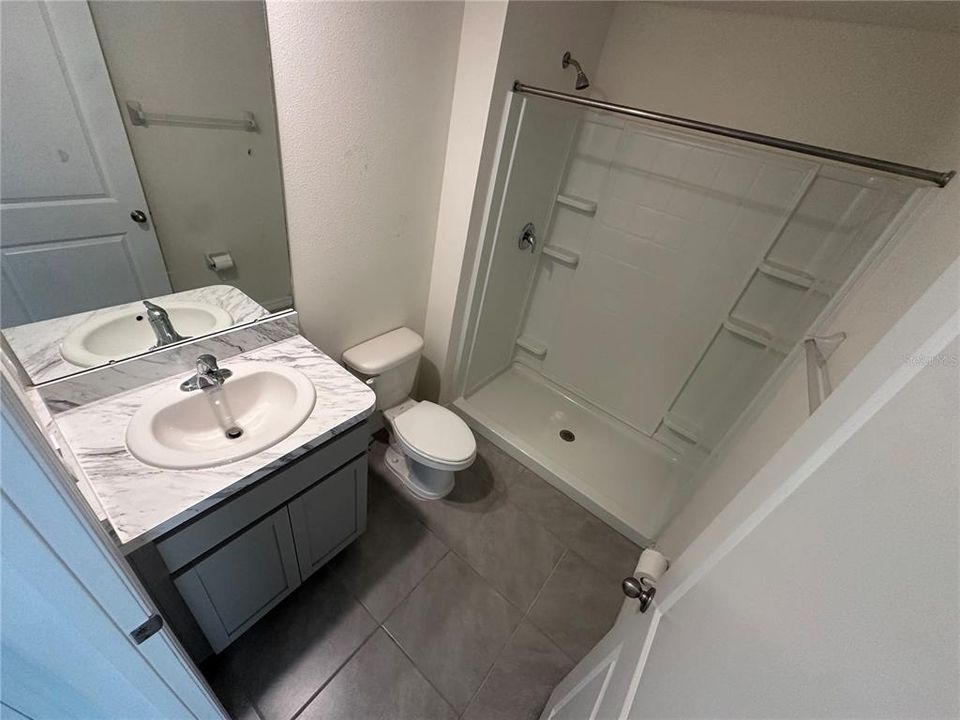 For Rent: $2,575 (5 beds, 3 baths, 2522 Square Feet)